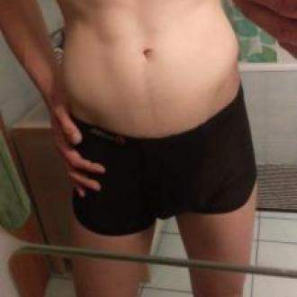 Hakunamatata homme 34 ans Schindellegi