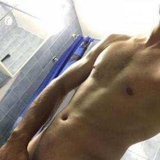 Jonathan94 homme de 31 ans Montreux (Vaud)