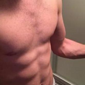 Julien99 homme 26 ans Fribourg