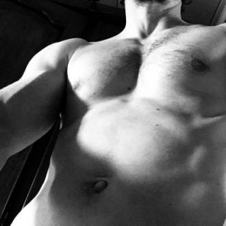 Maitre homme 42 ans z