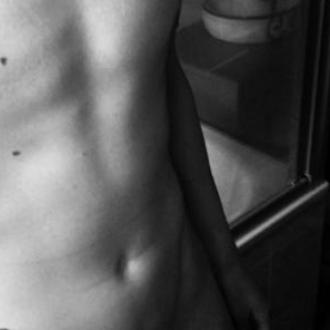 Garbo homme 40 ans Neuchtel
