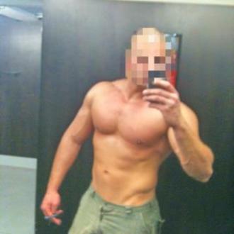 Teneroangelo homme 45 ans Glarus