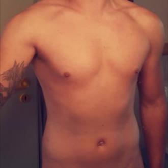Jona33 homme 38 ans Fribourg