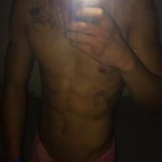 Bigboy03 homme 29 ans Genève Bigboy03 homme 29 ans Genève