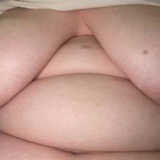 Cassi22 femme de 28 ans Bettens (Vaud)