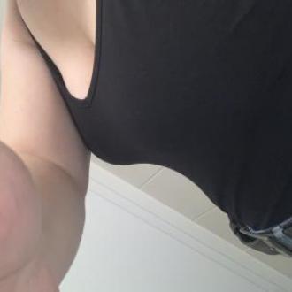 Dunia femme de 41 ans Genve (Genve)