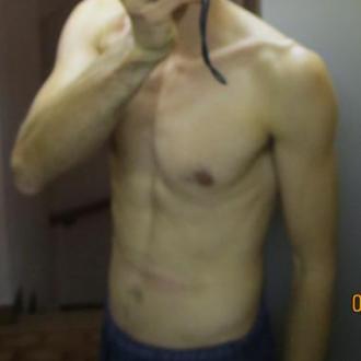 9833 homme 42 ans Monaco