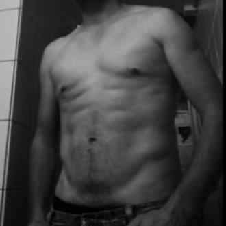 Bibi99 homme 44 ans Rue Des Vernes, Meyrin